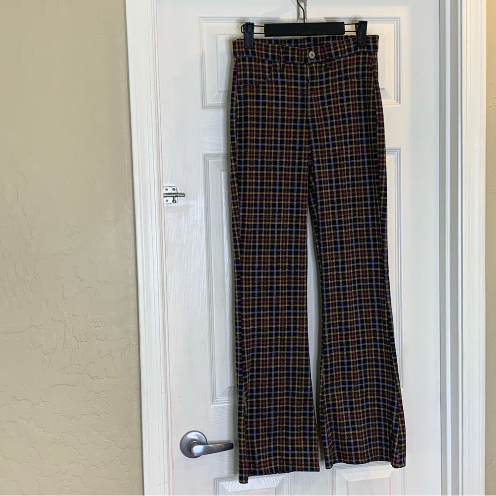 American Eagle Knit High-Waisted Kick Boot Plaid Pant Size 2 - Picture 3 of 9